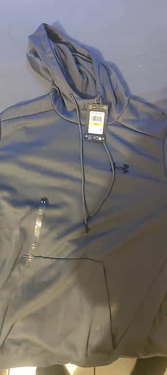 Under armour hoodie gris neuf