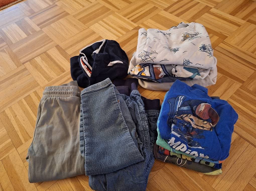Kleiderpaket Knabe Grössr 104
