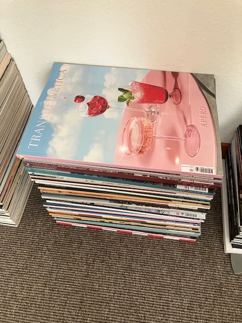 Zeitschrift Transhelvetica. Die Kunst des Reisens Nr. 47 / Juni/Juli 2018 – Nr. 89 / Juni/Juli 2025