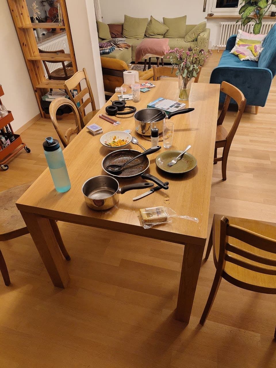 Holztisch