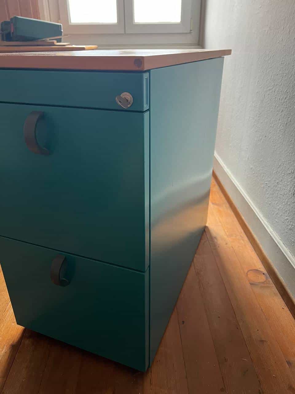 Bürokorpus (Rollcontainer) petrol mit Holzplatte