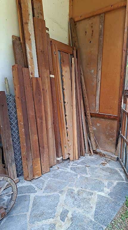 Stock de bois à donner