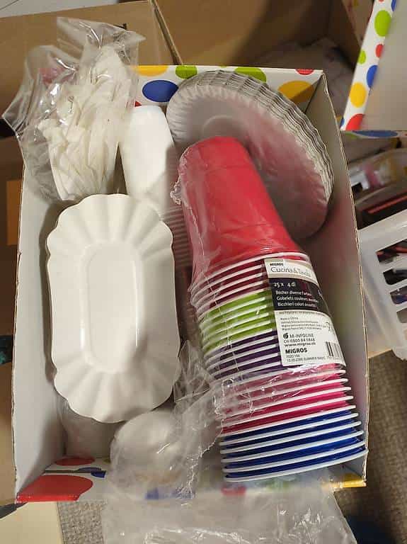 Plastik Geschirr