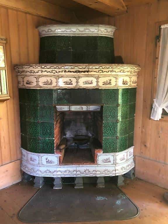 GRATUIT cheminée ancienne en catelles d'époque