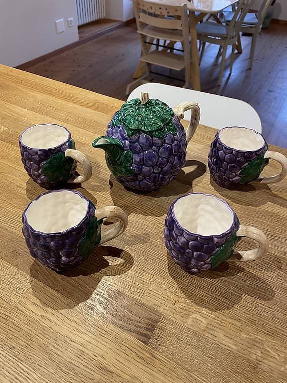 Set thé (théilère + 4 tasses)