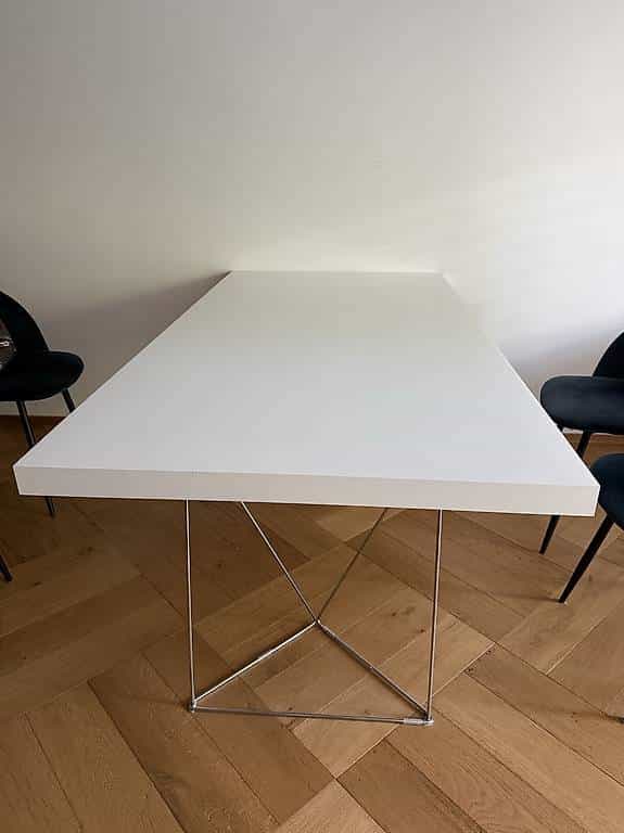 SET Tisch mit 6 Stühlen