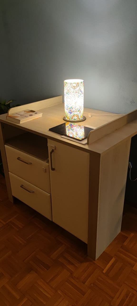 Wickeltisch ohne Lampe