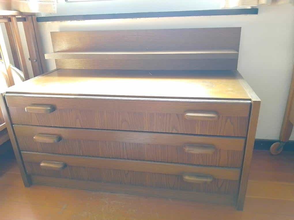 Cassettiera legno massiccio