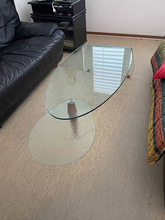 Table de salon en verre