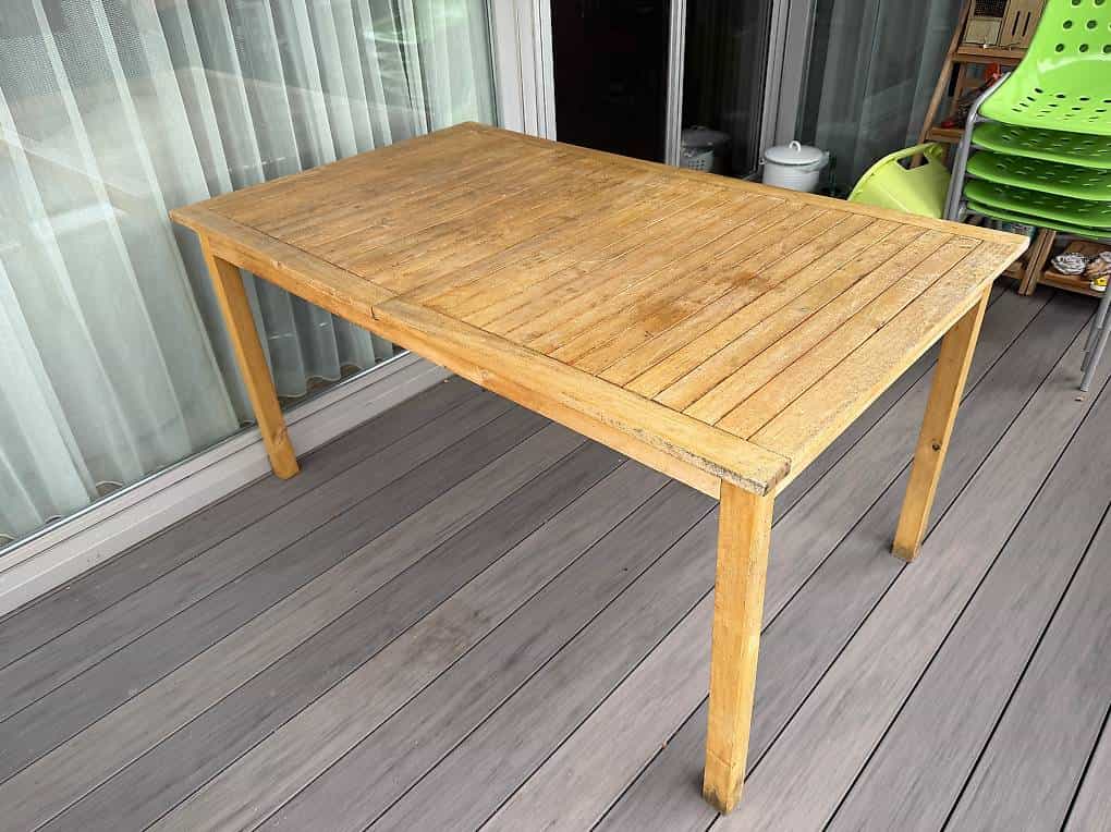Tisch für Sitzplatz oder Balkon
