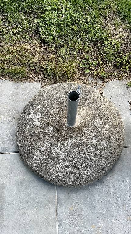 Standfuss / Sockel für Sonnenschirm