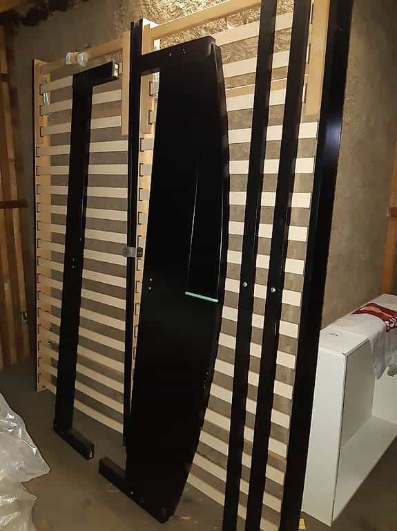 Doppelbett massiv aus Holz schwarz lackiert