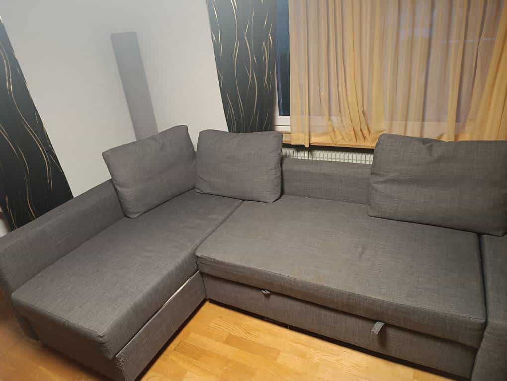 Ecksofa/Bettsofa gratis abzugeben