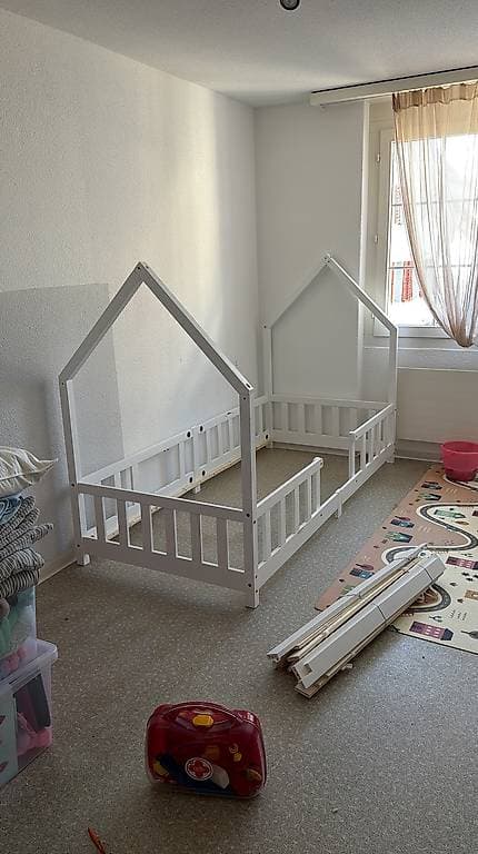 Kinderbett gratis muss abgeholt werden