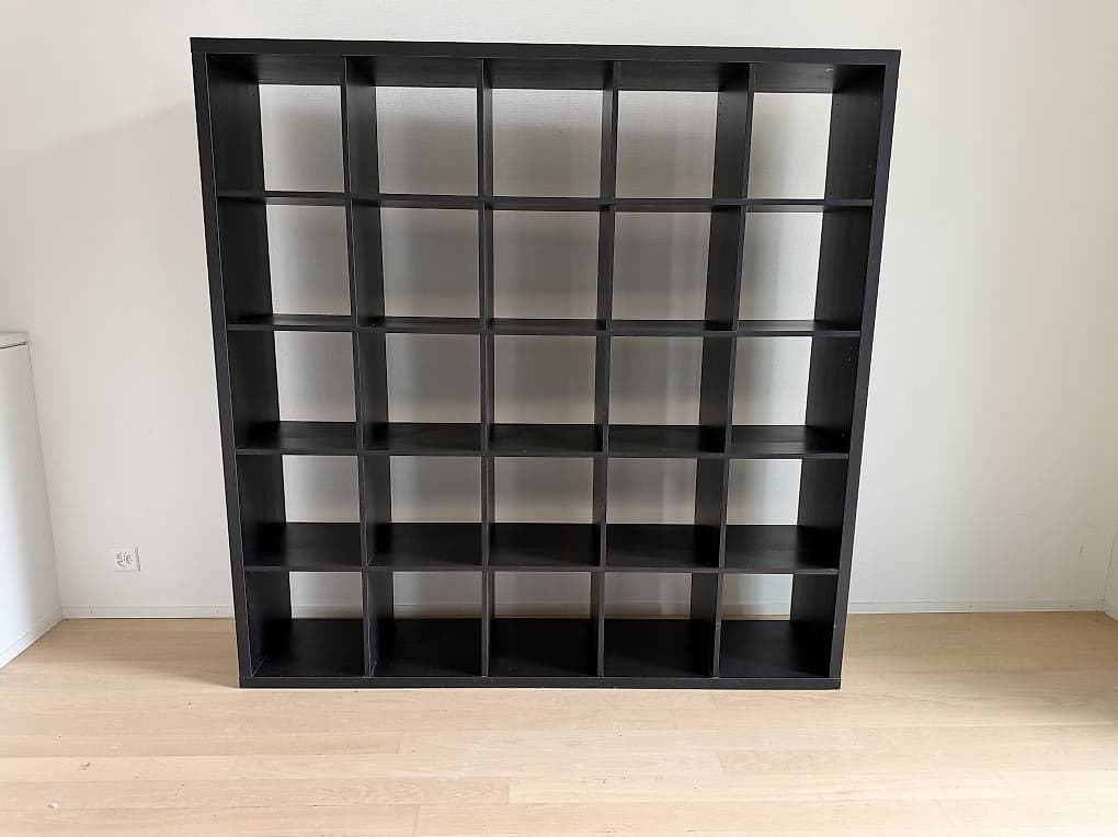 Kallax schwarz 5x5