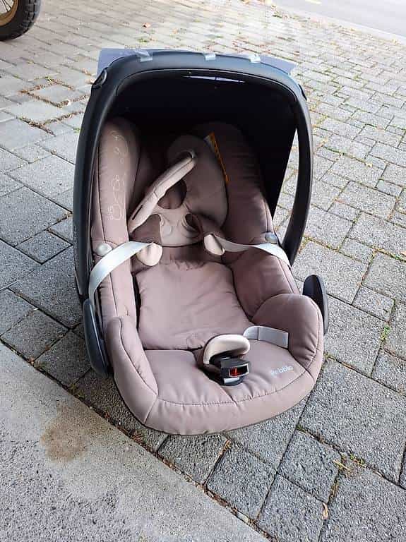 Maxicosi zu verschenken