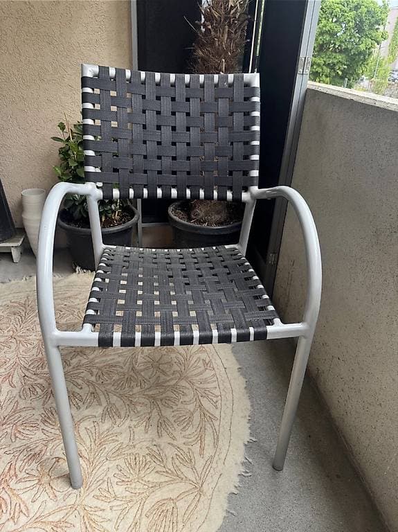 Gartenstühle gratis abzugeben