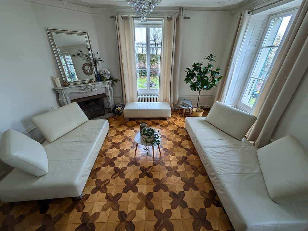 Magnifique ensemble de canapés en cuir
