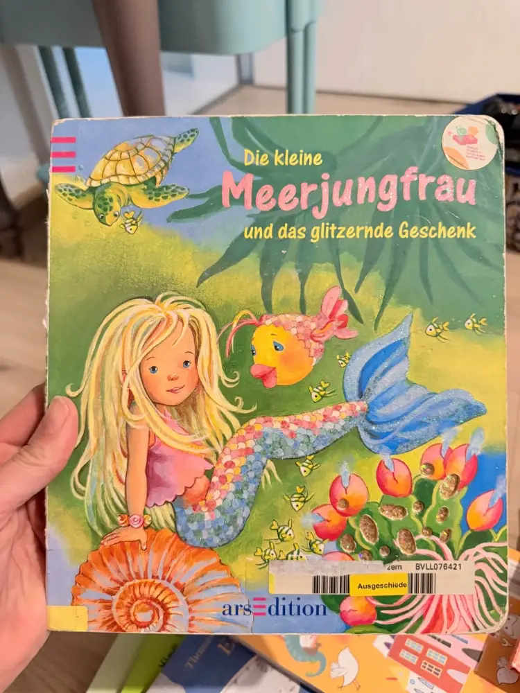 Div. Kinderbücher zu verschenken