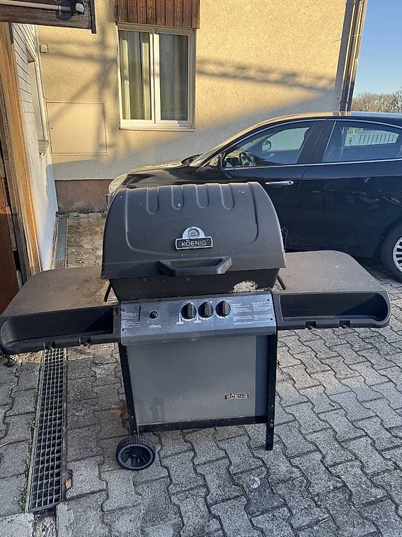 Barbecue à gaz Koenig GRATUIT