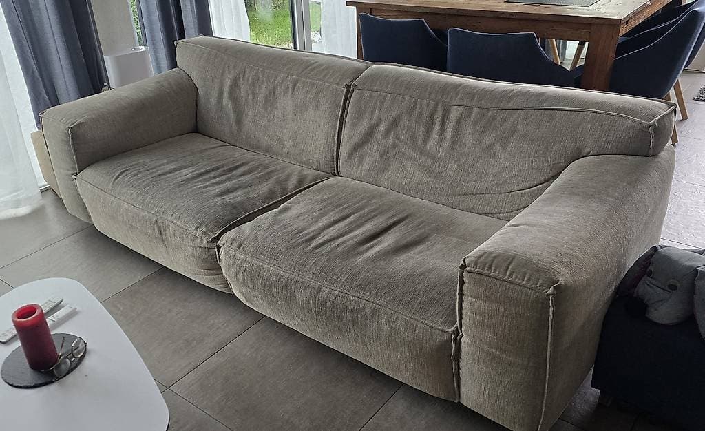 Canapé beige en excellent état 225×95×74