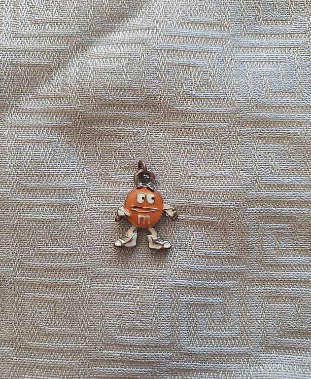Petit pendantif M&M's