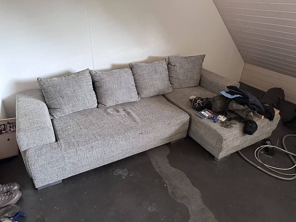 Ecksofa / Bettsofa