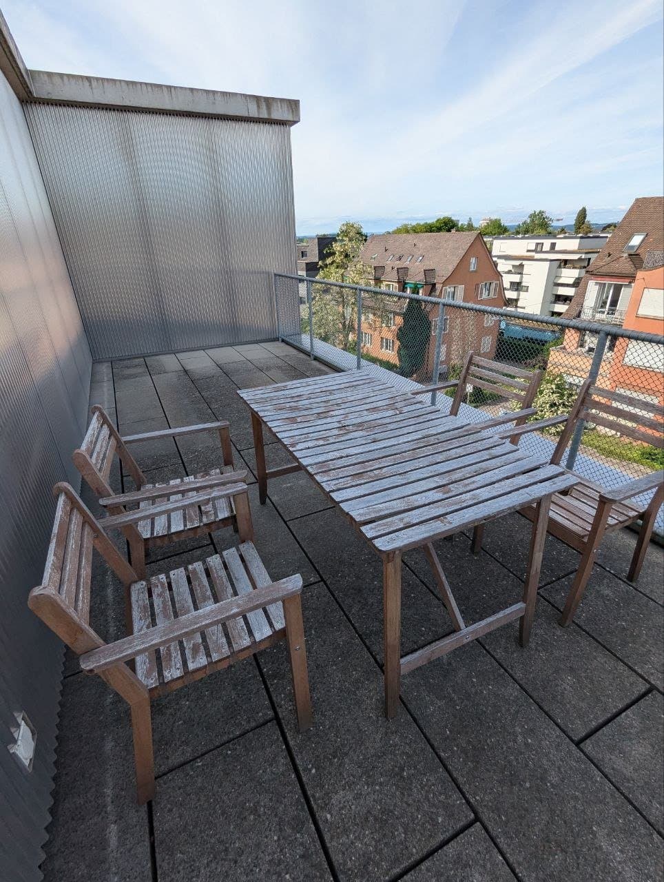 Outdoor Tisch und Stühle