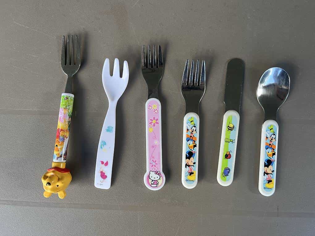 Lot de couverts pour bébé