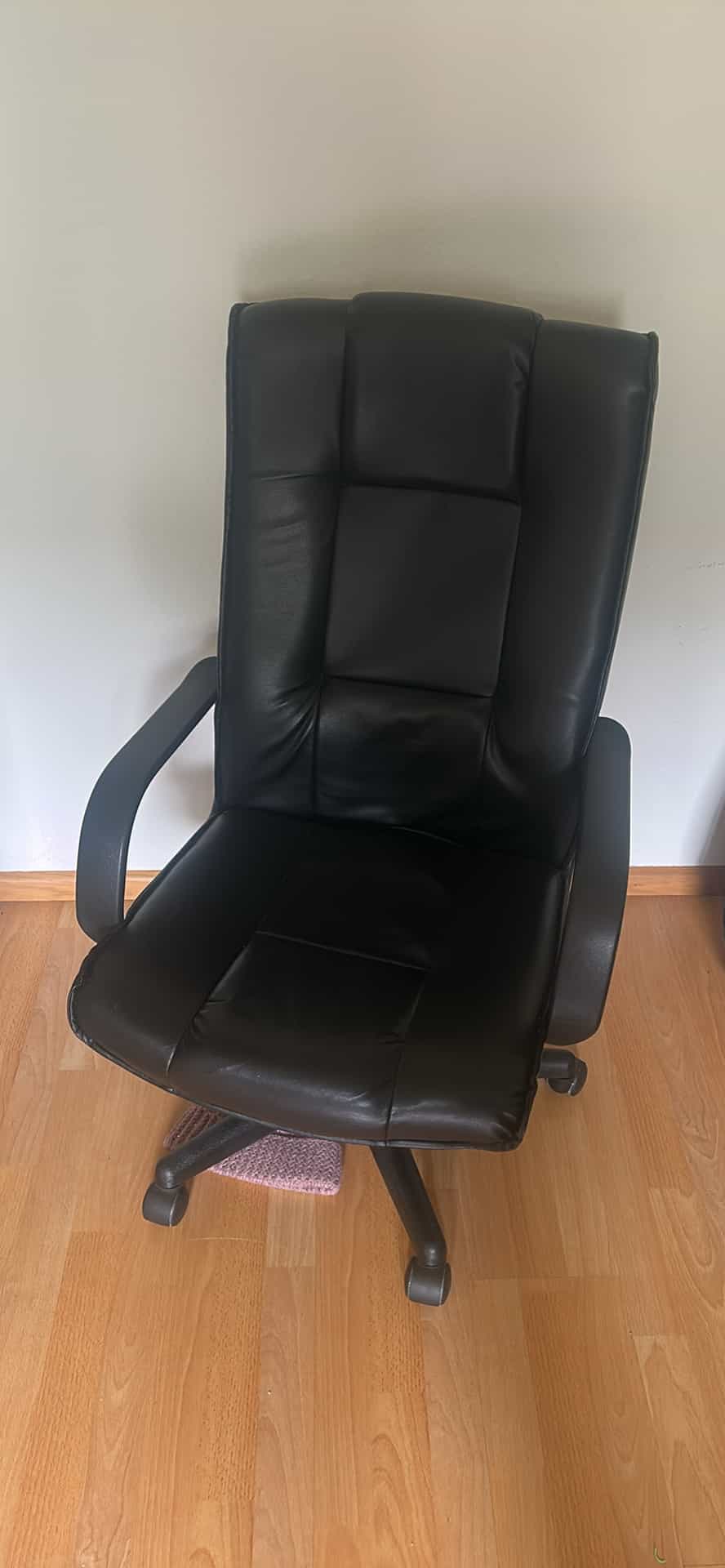 Office chair, black leather