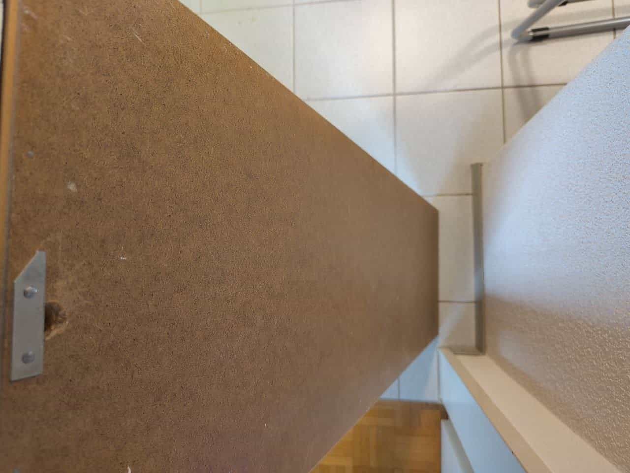 Spiegel mit Holzrahmen