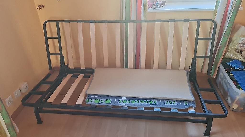 Bettsofa ohne Matratze