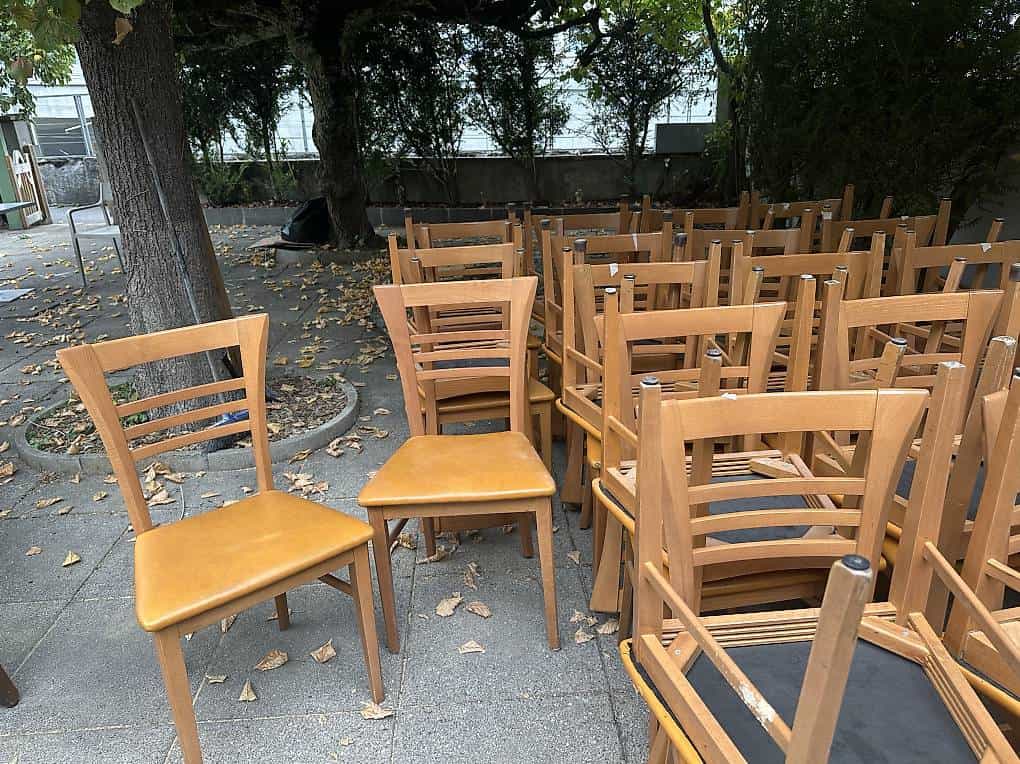 Chaises de restaurant