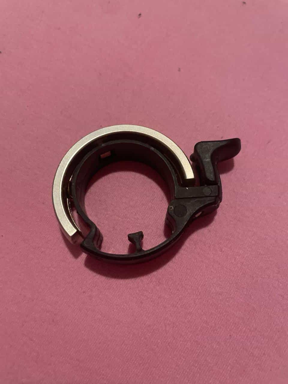 Knog Veloklingel zu verschenken