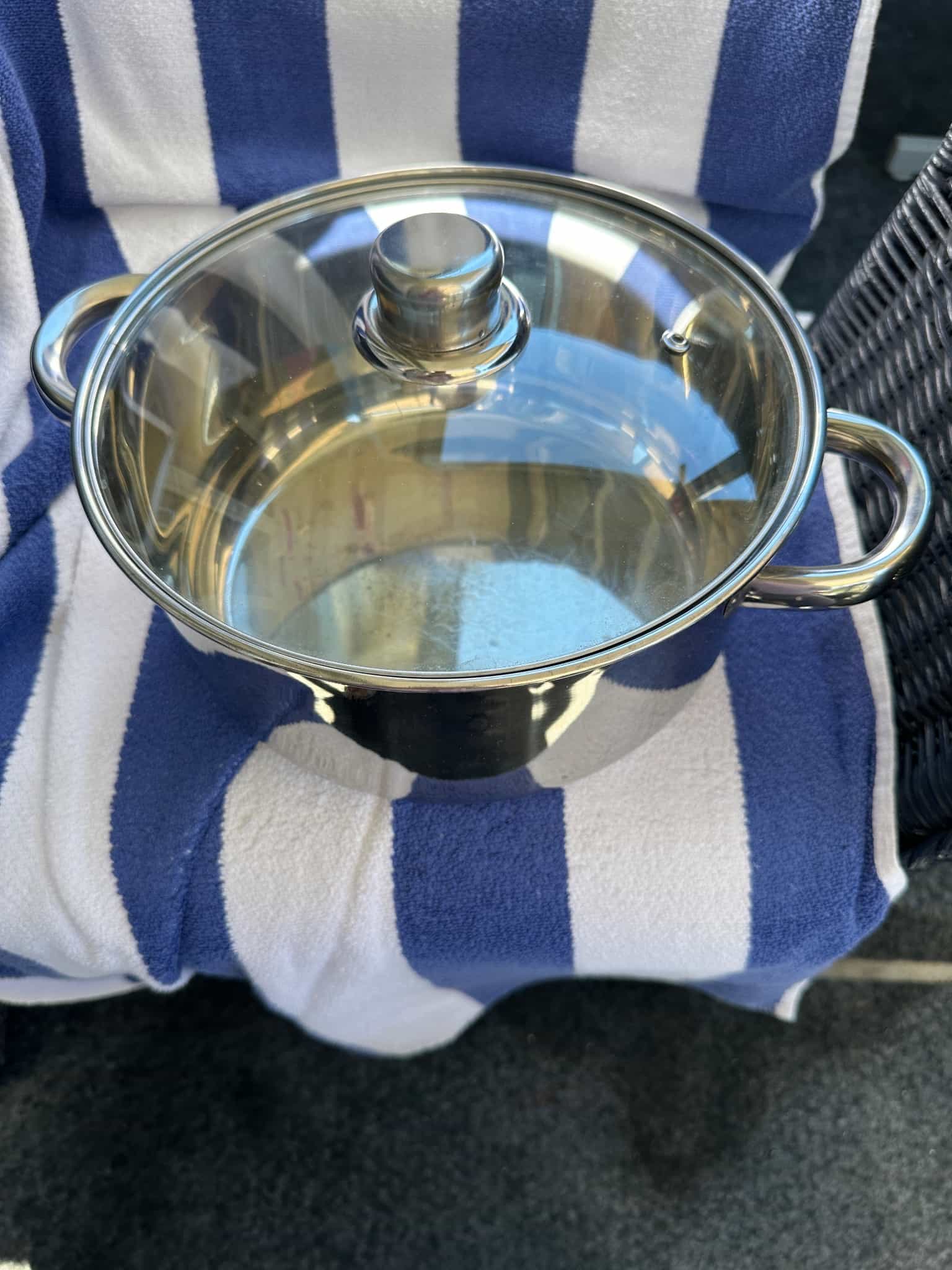 Kochtopf mit Glasdeckel, silber