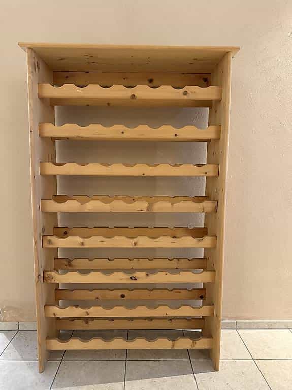 Weinregal aus Holz