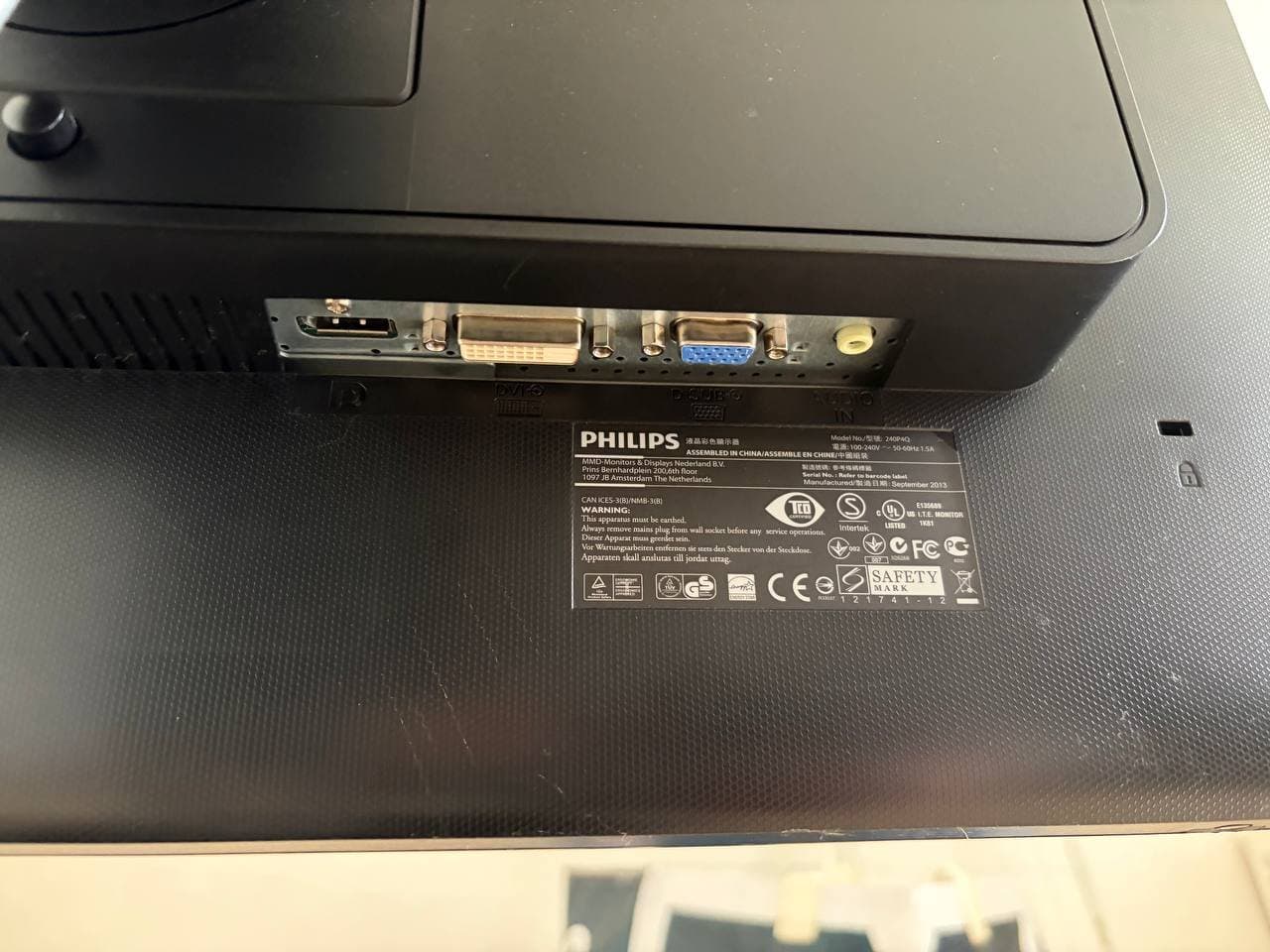 Alter Bildschirm mit DisplayPort