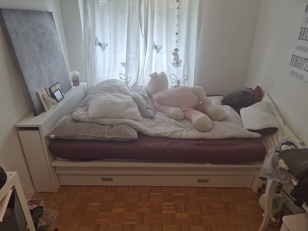 Bett 1.4x2.0m inkl. Lattenrost und Matratze