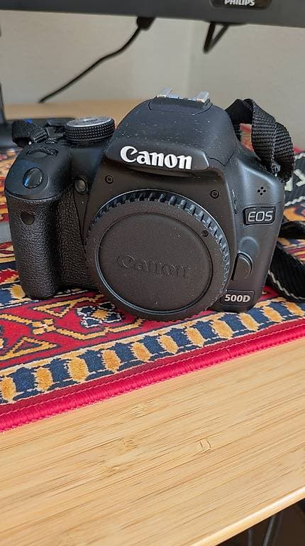 Canon EOS 500D (ohne Akku/Ladegerät)