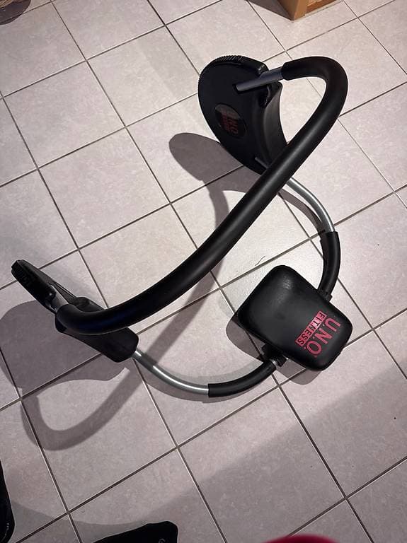 Gratis Bauchmuskeltrainer gerät!