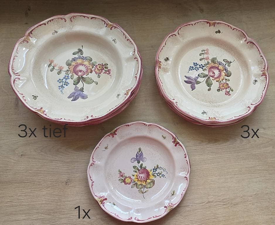 7 Teller gratis abzugeben