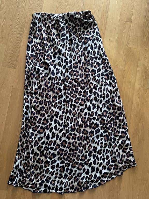 Satin rock gr s