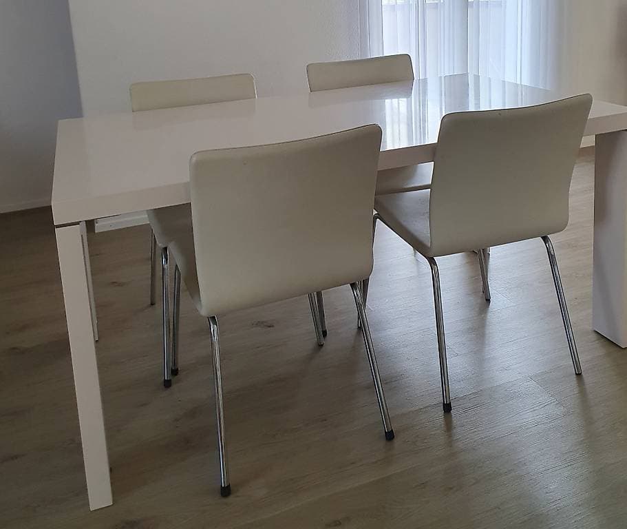 4 Stühle aus Kunstleder bage