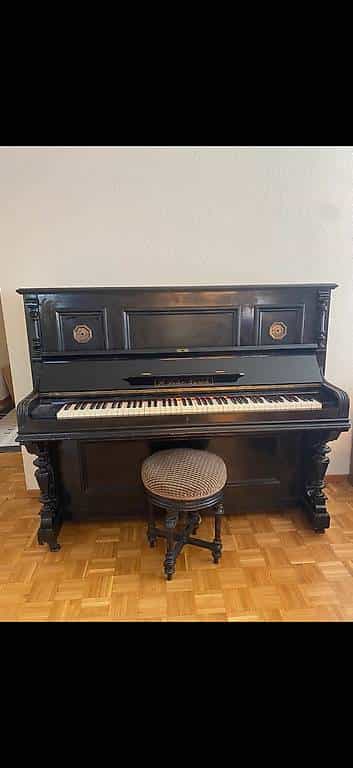 Piano droit