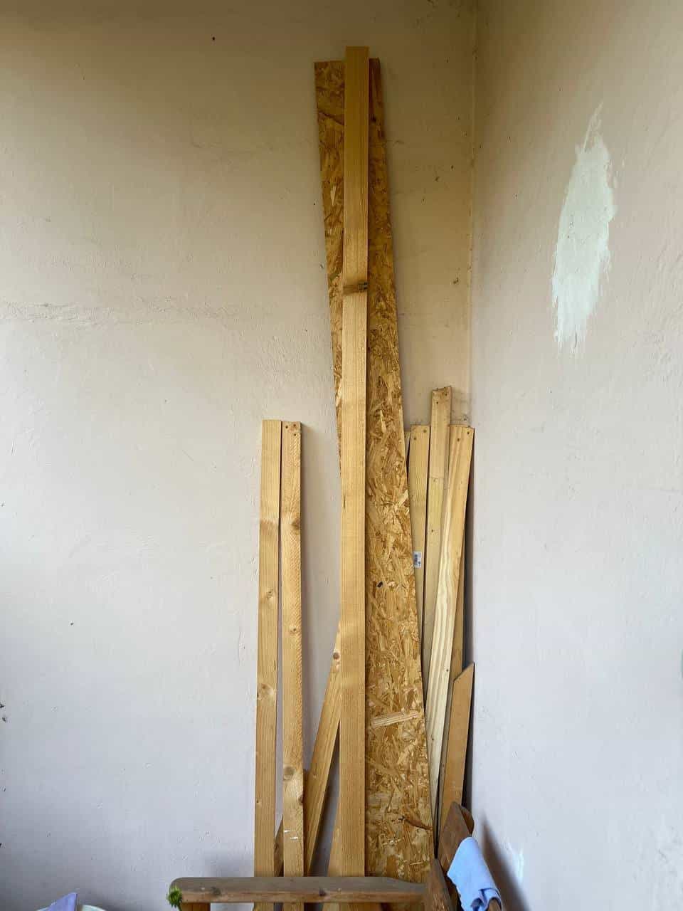 Diverse Holzlatten