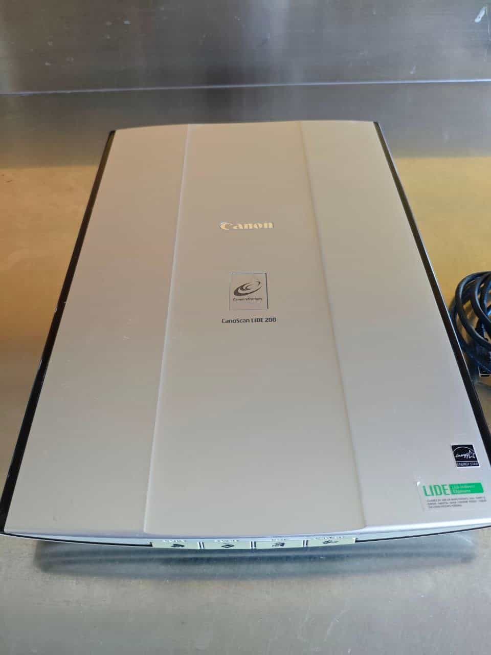 Canon CanoScan Lide 200 Scanner A4