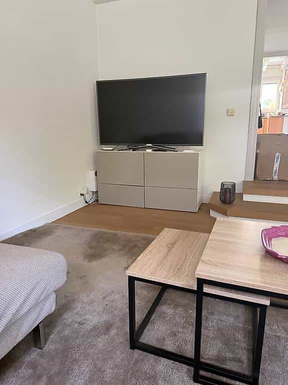 Meuble TV porte laquée beige