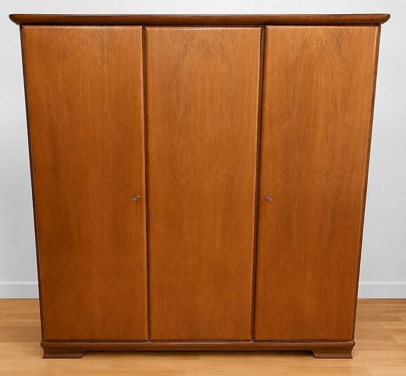 Alter Schrank, Holz
