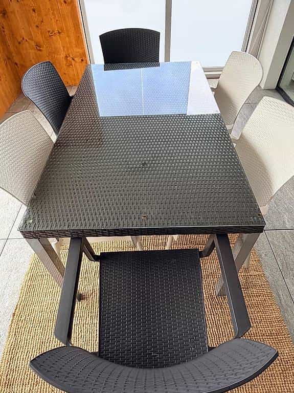 Table et chaises de jardin