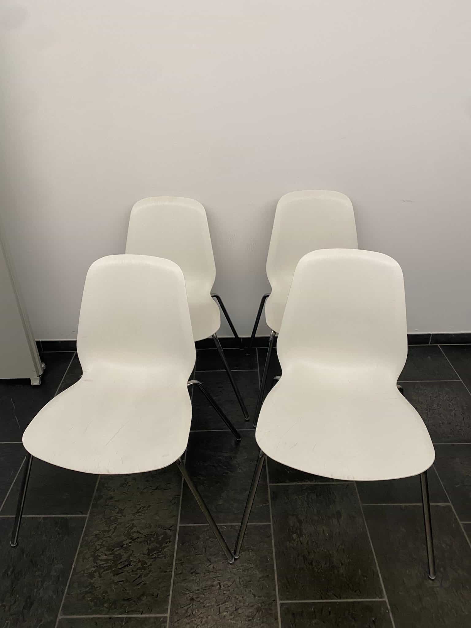 4er Set Stühle, weiss mit Metallbeinen